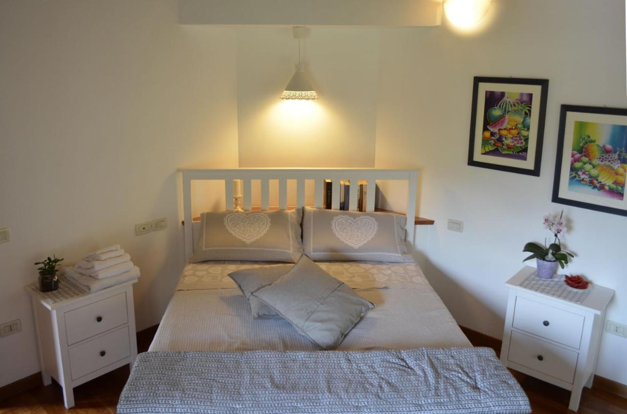 Ca Ulivi Bed & Breakfast Ala Exterior photo