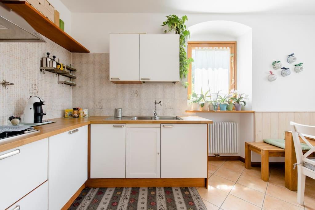 Ca Ulivi Bed & Breakfast Ala Exterior photo