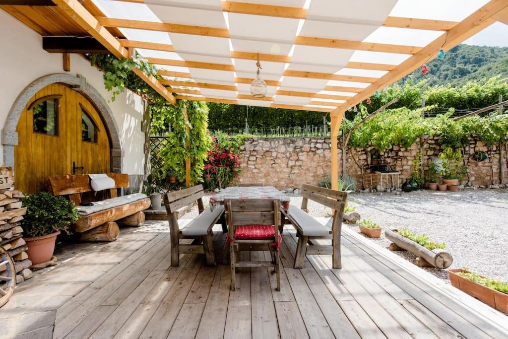 Ca Ulivi Bed & Breakfast Ala Exterior photo